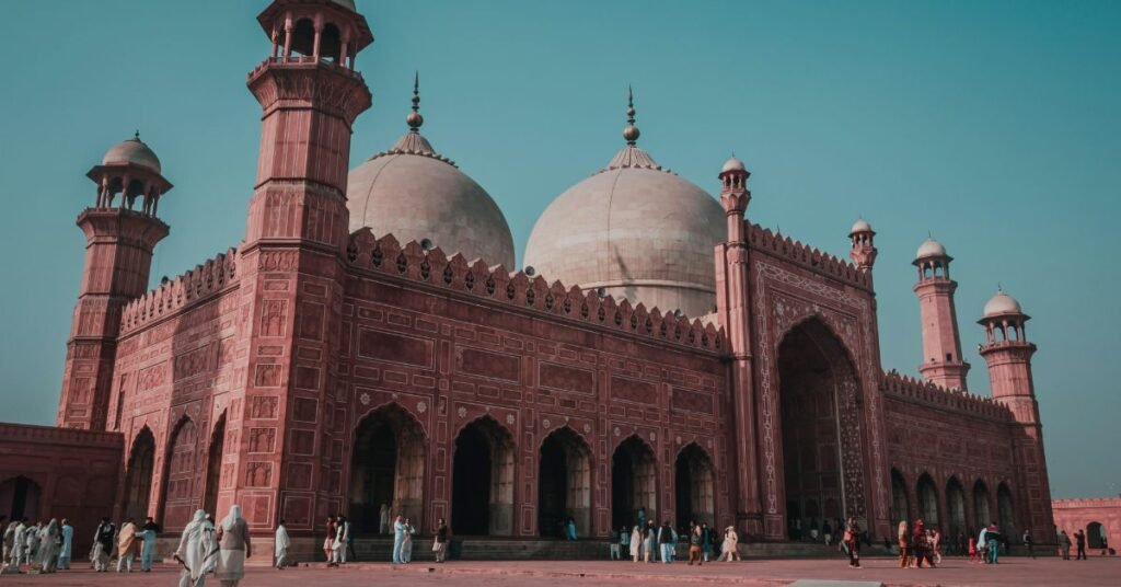 Travel Experience from Birmingham to Karachi Flights